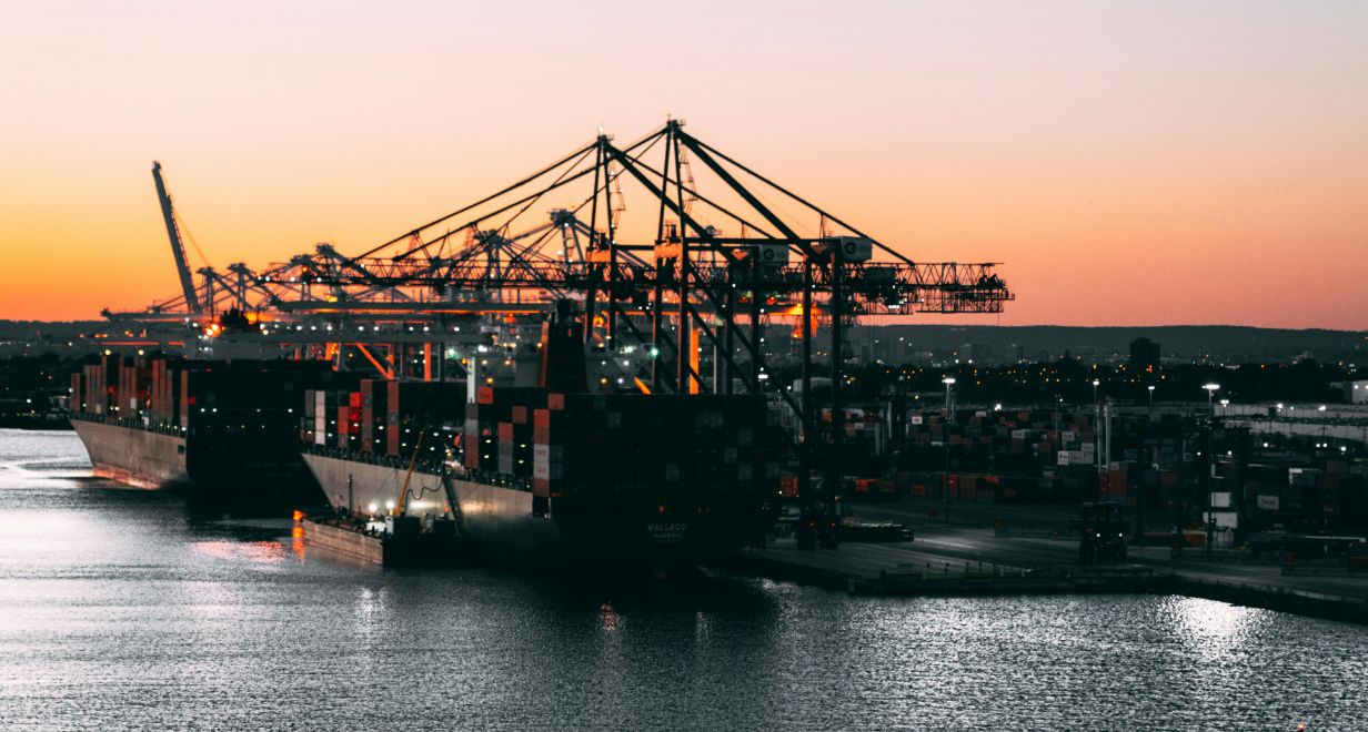 Moving Overseas Shipping Containers